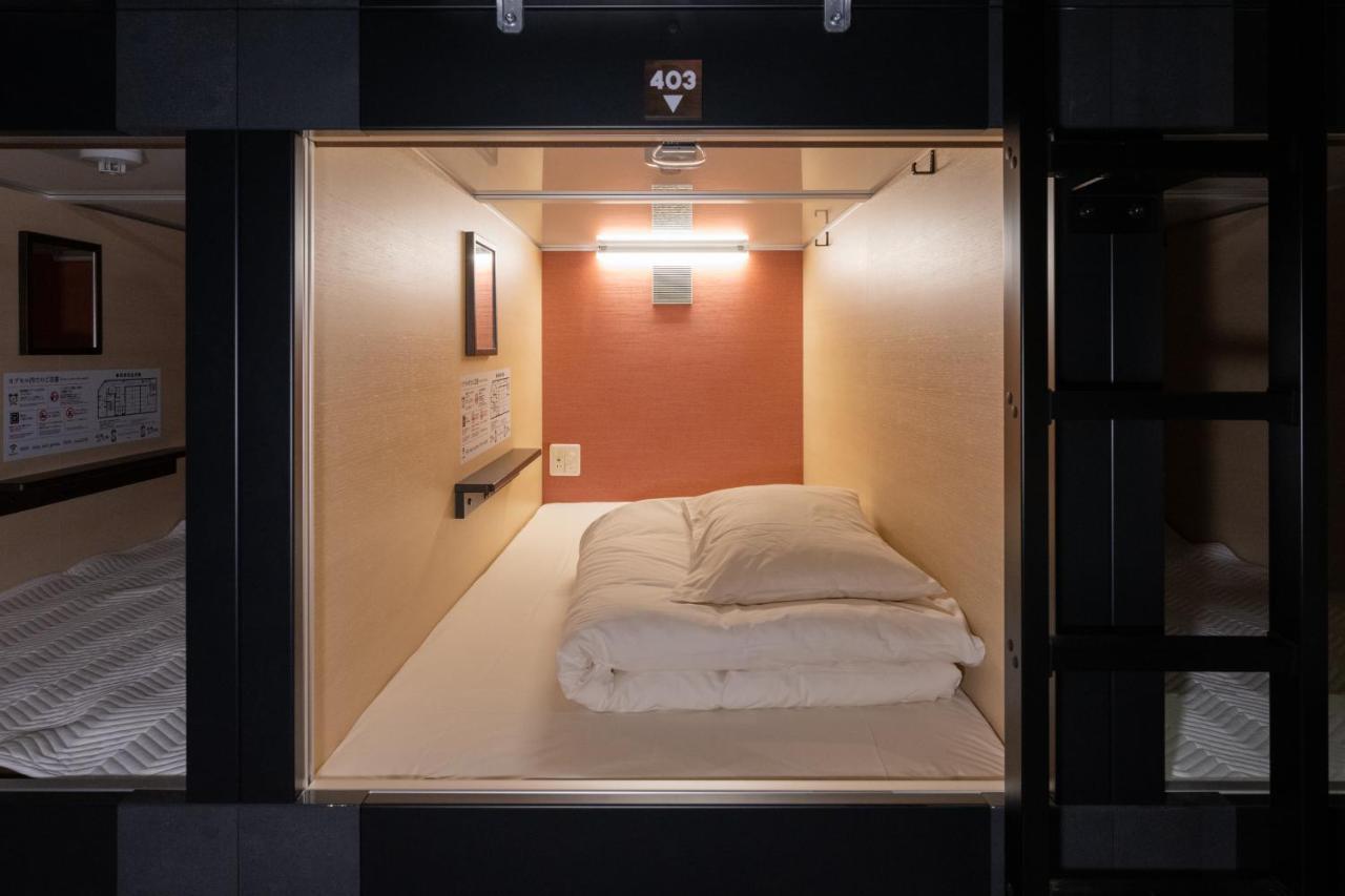 Ninja & Geisha Hotel a capsule Osaka